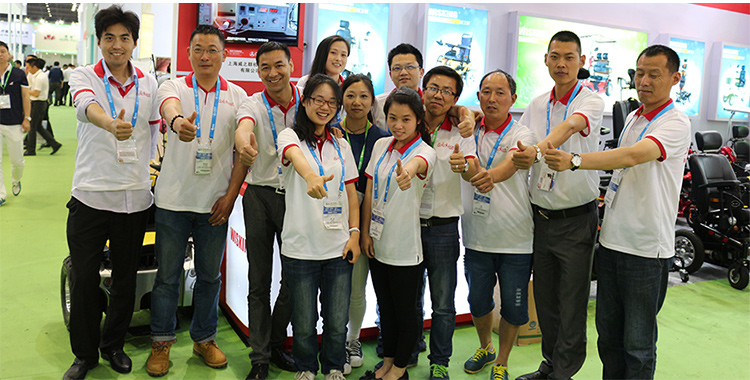 ���ґc�R��֮Ⱥ����CMEF�A�M��Ļ