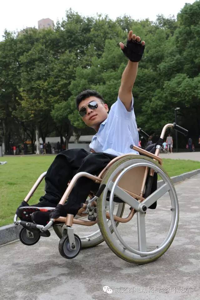 ��֮Ⱥ���ģ�������������ǰ��