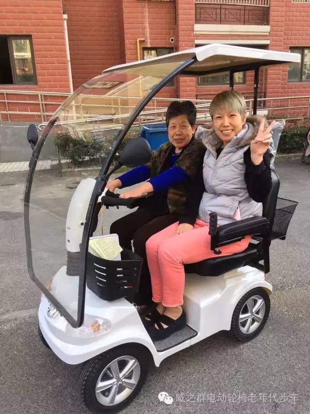 ����Ů���I��֮Ⱥ���ͽo���~�ϸ��H����Т��